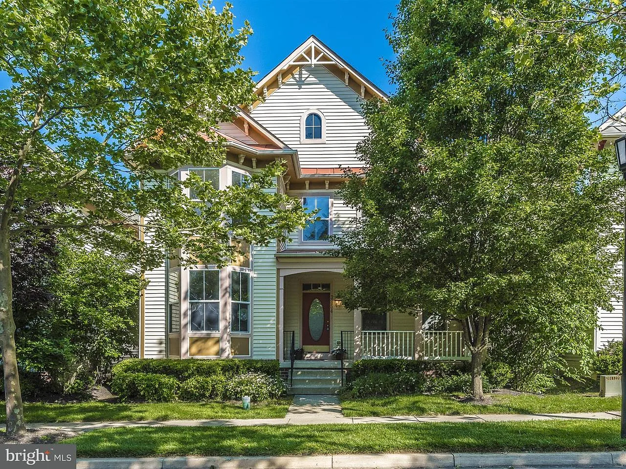 3854 Braveheart Dr photo 1