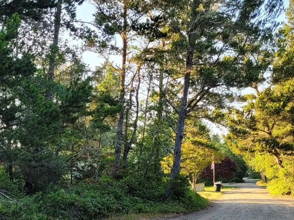 24503 Y Lane, Ocean Park, WA 98640