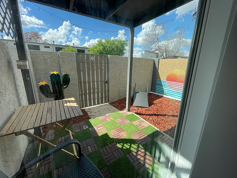 2635 E Harvard St #2 — Photo 9