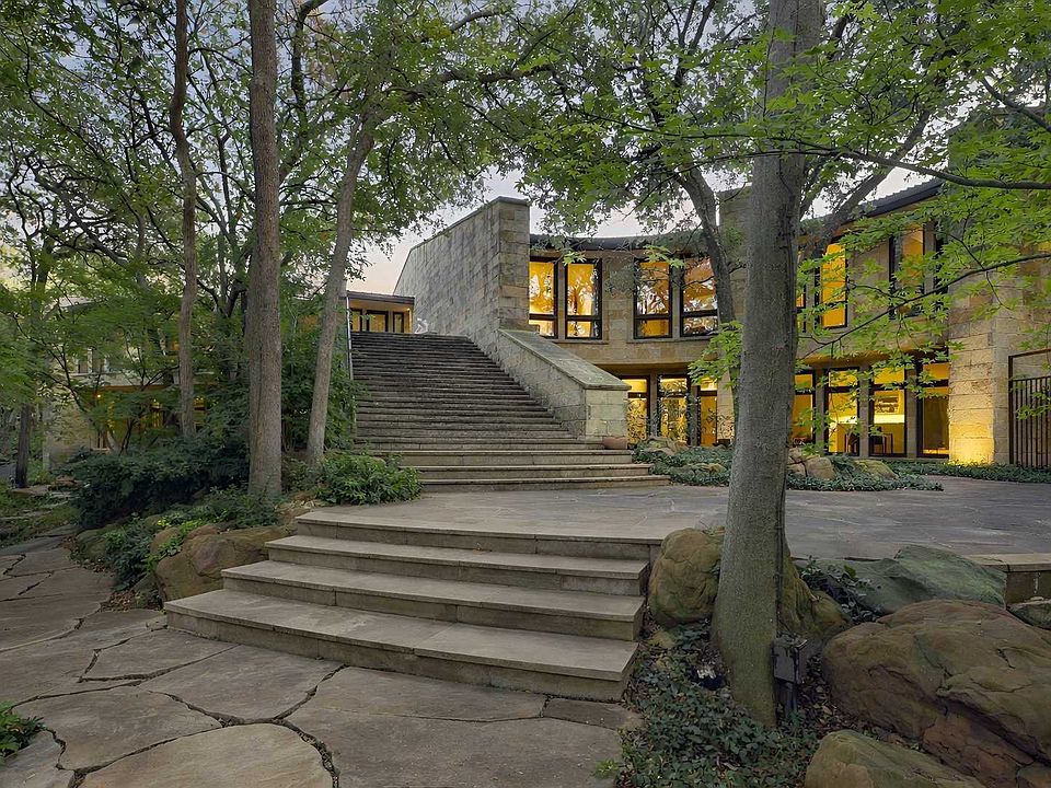 1st image of 5110 Park Ln