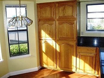2nd image of 4624 Bannister Ln