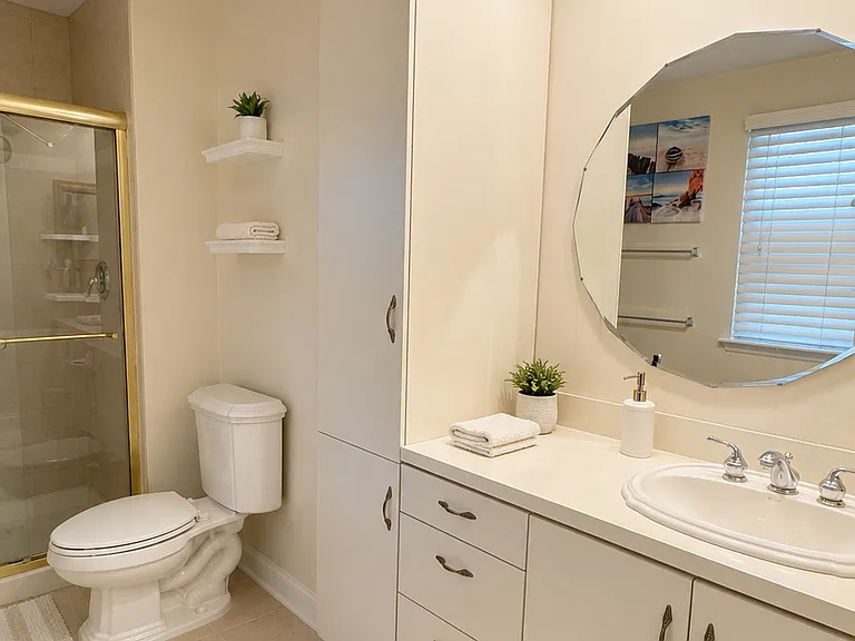 149 Picadilly Pl — Photo 16