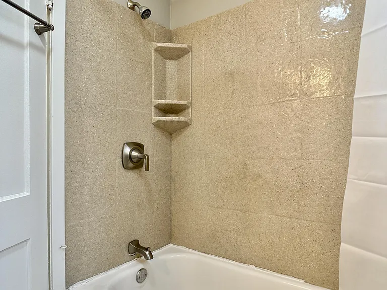 262 S Pearl St #3 — Photo 24