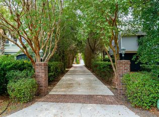 1564 Home Farm Rd, Mount Pleasant, SC 29464