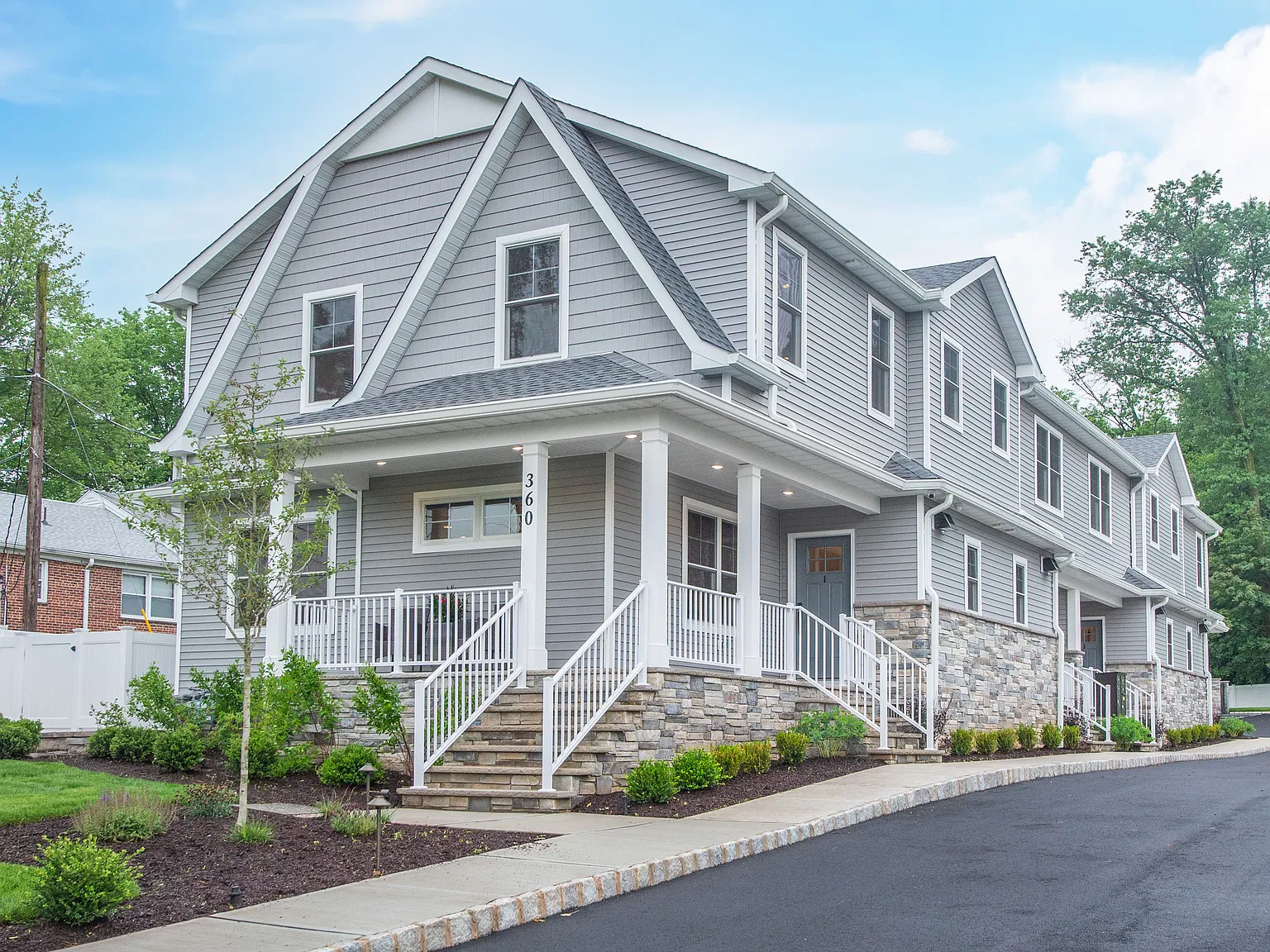 2 bed, 2.5 bath, $4,500 — Photo 1