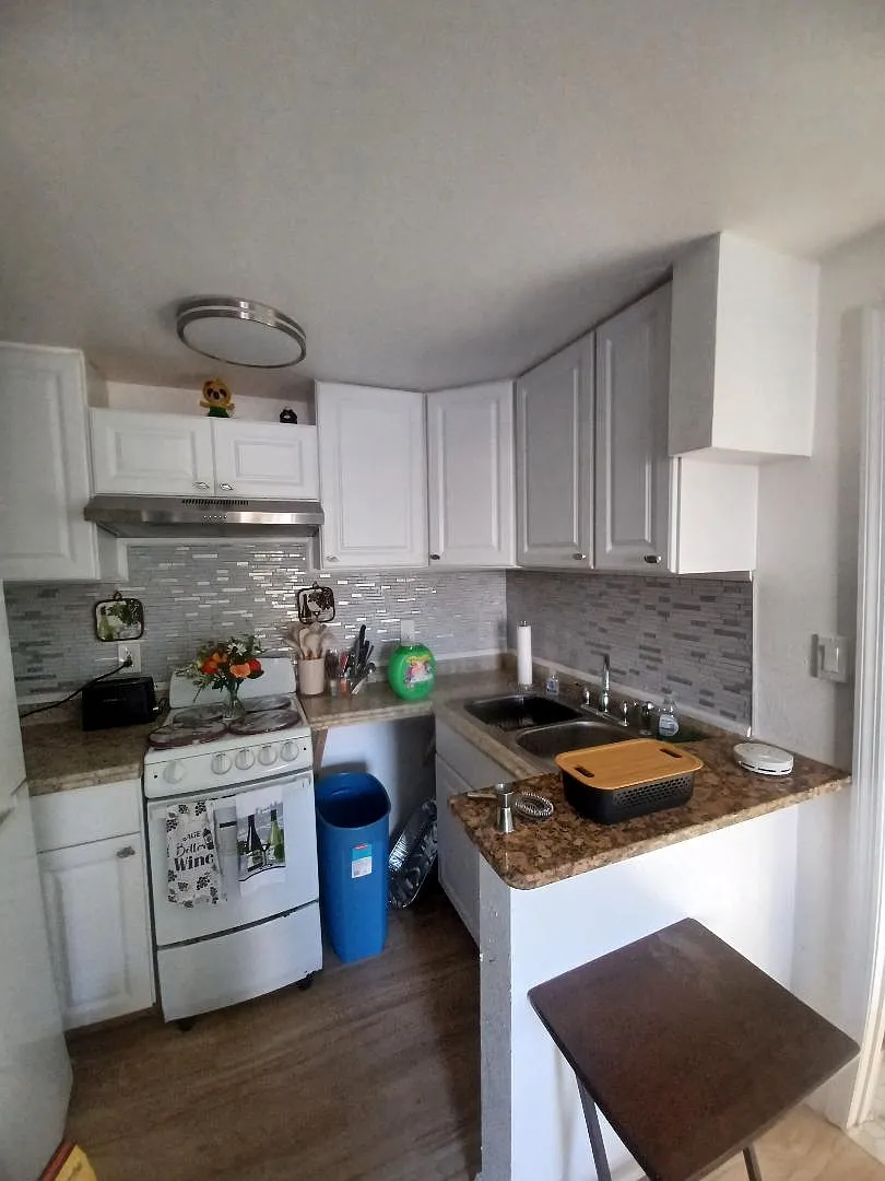 137 Highland Ave — Photo 4