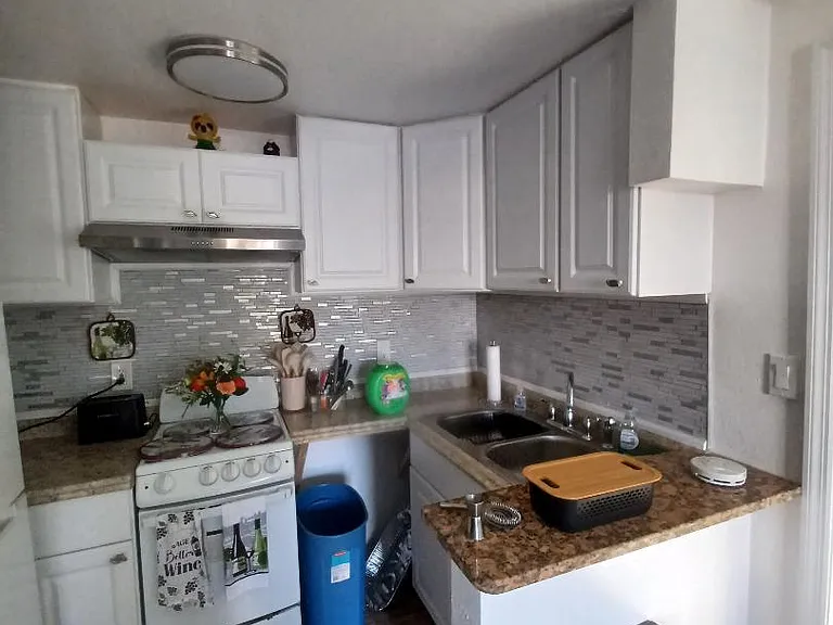 137 Highland Ave — Photo 4