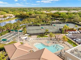 9261 Spring Run Blvd APT 2409, Estero, FL 34135