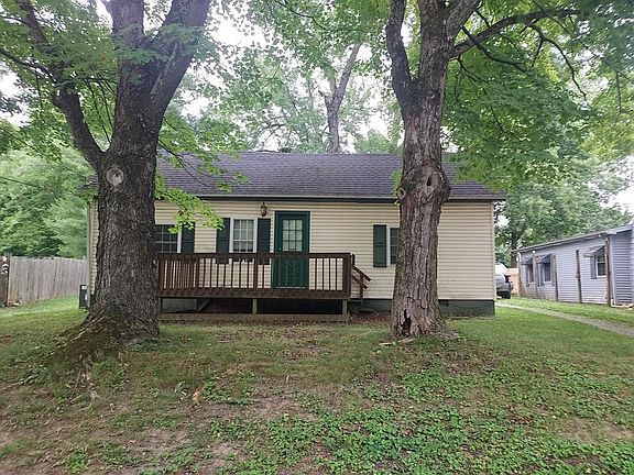 2nd image of 308 Outlot St