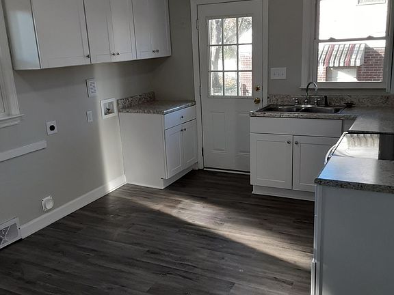4th image of 813 Idlewood Dr #813