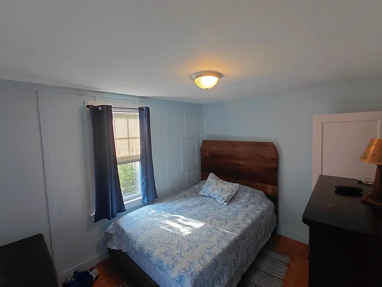 12 Houston Ave — Photo 7