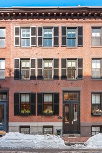 28 Bradford St, Boston, MA, 02118