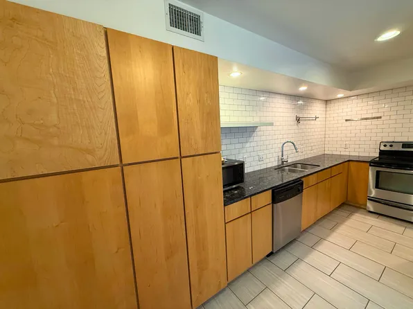 2200 Dickson Dr APT 123, Austin, TX 78704