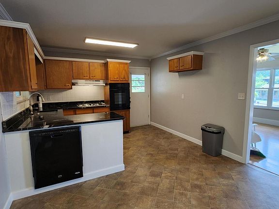 4th image of 706 Brentwood Dr