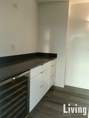 Rented by Living New York | media 7