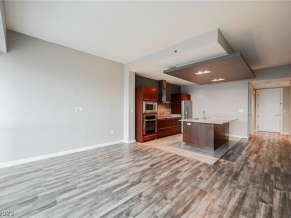 5th image of 4471 Dean Martin Dr Unit 4102
