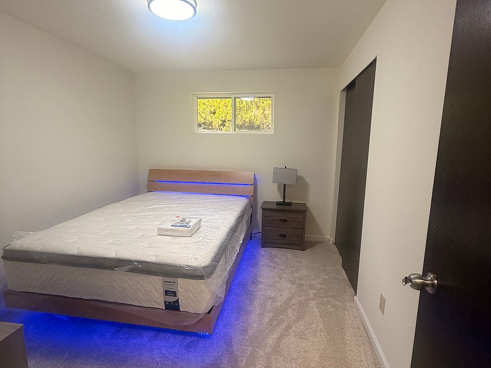 1st image of 12610 SE 27th St Room A