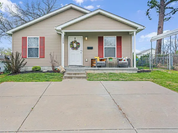 1009 Hamilton St, Union, MO 63084
