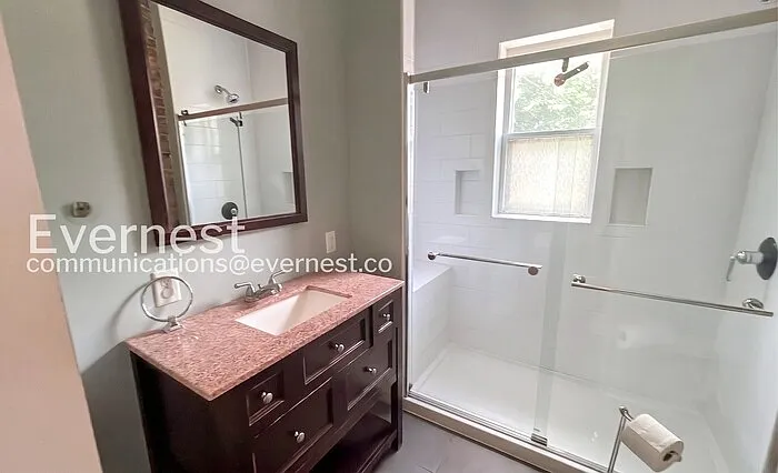 700 Linwood Ave — Photo 28