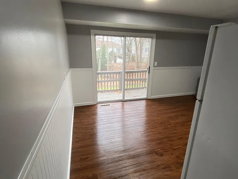 1393 Carriage Hill Dr SE — Photo 8