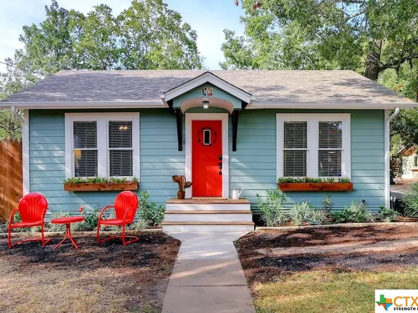 111 N Mitchell St, San Marcos, TX 78666