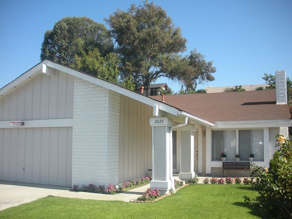 1st image of 2025 E Lainie St