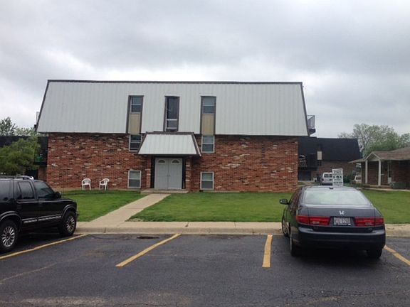 5th image of 297 Joanna Ct