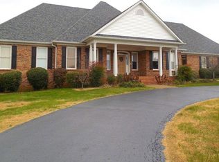 98 Farside Dr, Danville, KY 40422