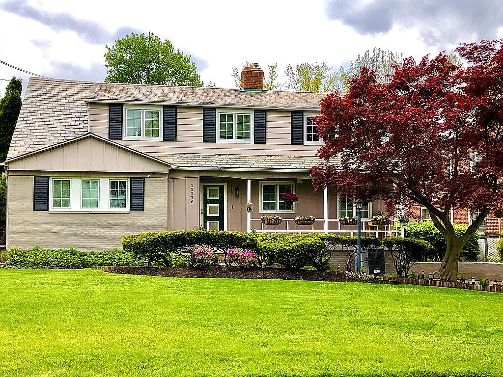 22276 Douglas Rd photo 1