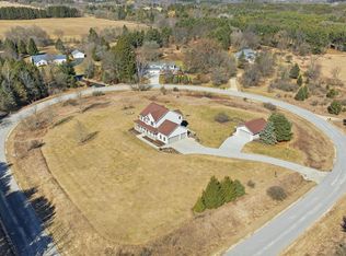 2080 St Patrick CIRCLE, Hartford, WI 53027