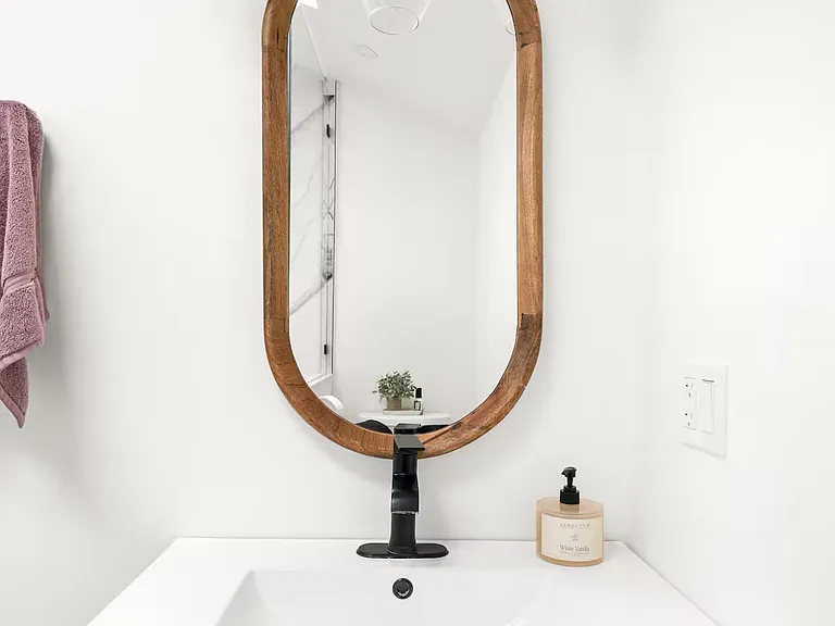 319 W Arrellaga St #1/2 — Photo 15