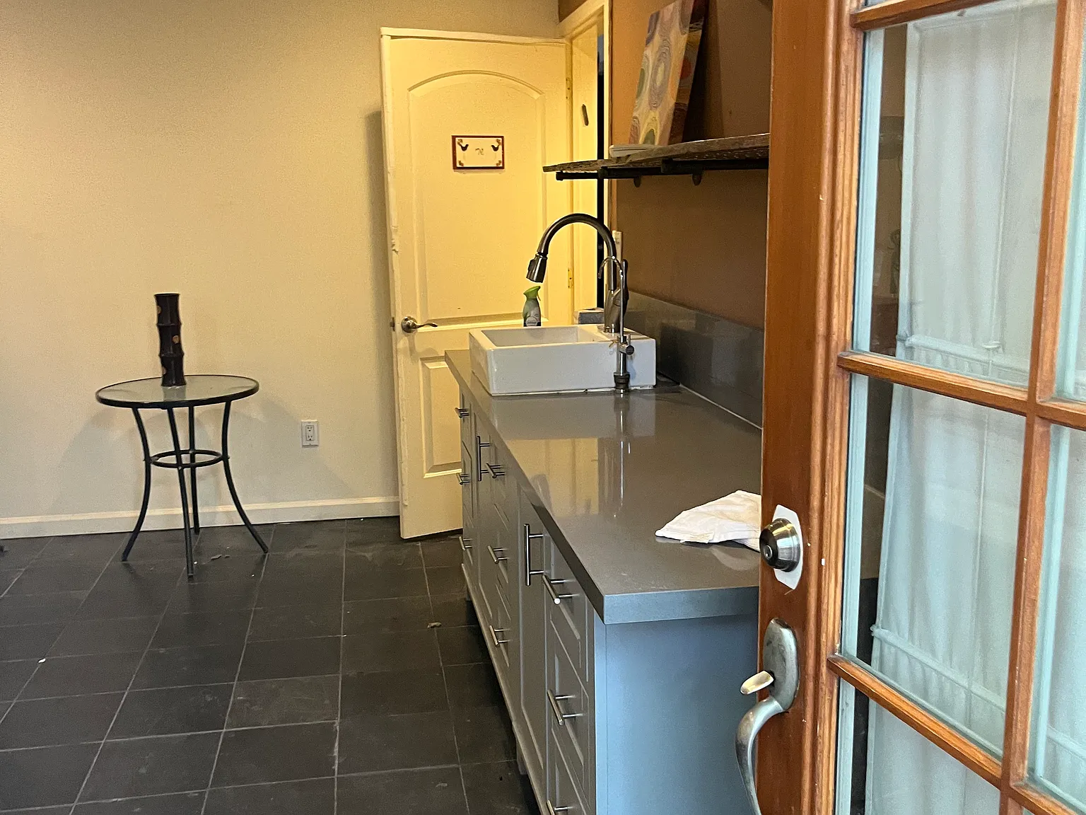 Studio, 450 sqft, $1,500 — Photo 2