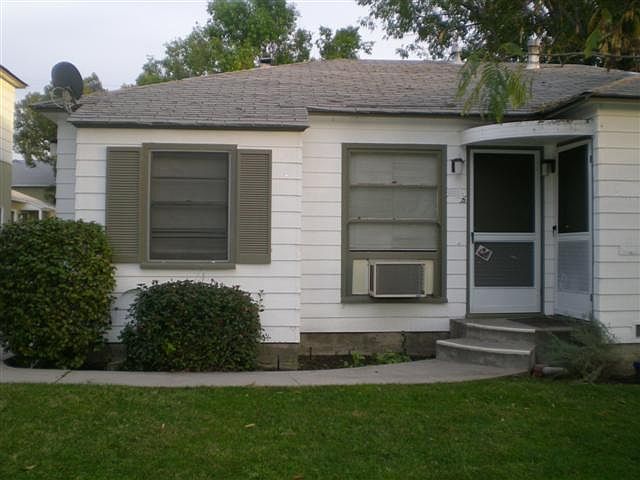 1st image of 504 E Elmwood Ave #1/2