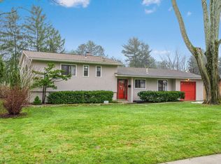 2331 Wickliffe Rd, Columbus, OH 43221