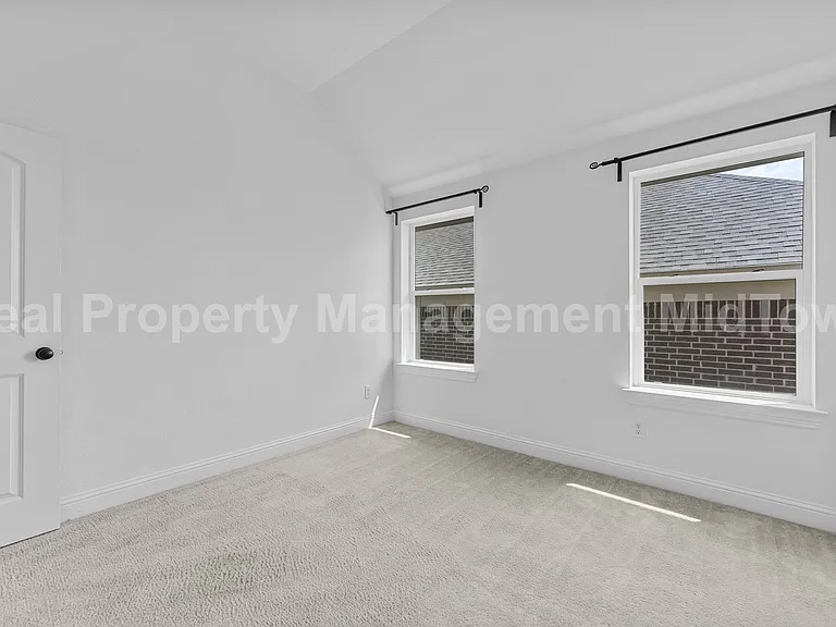 4106 Horseshoe Ln — Photo 23