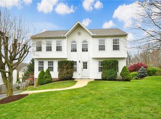 1076 Rural Ridge Dr, Cheswick, PA 15024