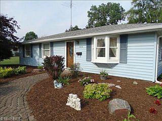 3rd image of 9174 Lakeside Dr