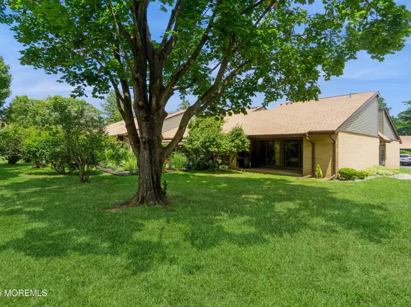 7 Danbury Court, Red Bank, NJ 07701