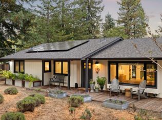 421 Bloomfield Rd, Sebastopol, CA 95472