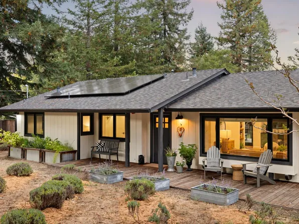 421 Bloomfield Road, Sebastopol, CA 95472