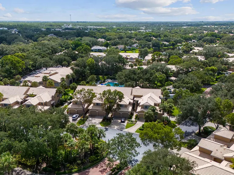 24833 Lakemont Cove Ln #1-ID1049712P — Photo 29