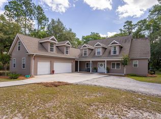 34 Cedar Point Dr, Beaufort, SC 29907