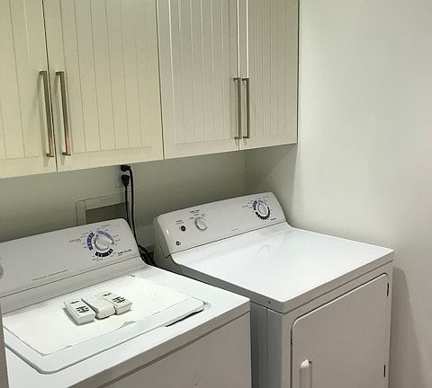 5th image of 624 N Juanita Ave APT A
