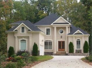 3215 Lynwood Dr, Atlanta, GA 30319