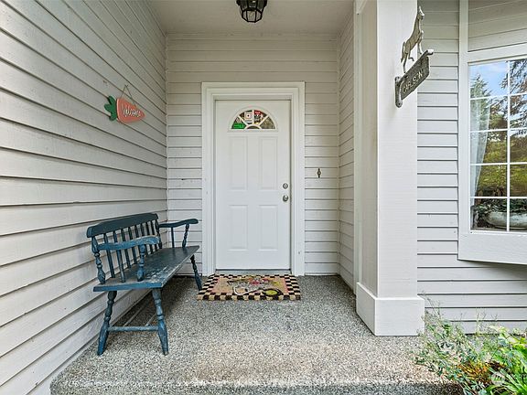 3rd image of 8604 115 th St Ct Sw SW