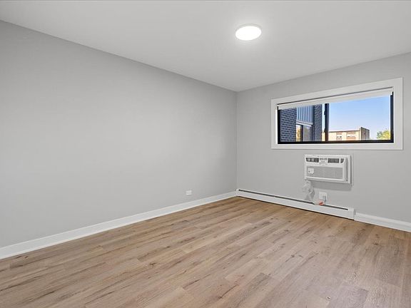 5th image of 1000 E Orchard St APT 106
