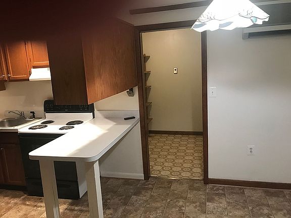 Kitchen to Laundry Room