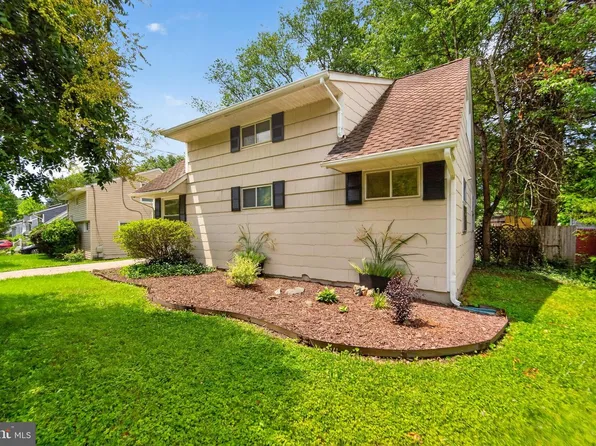 519 Calvin Ln, Rockville, MD 20851