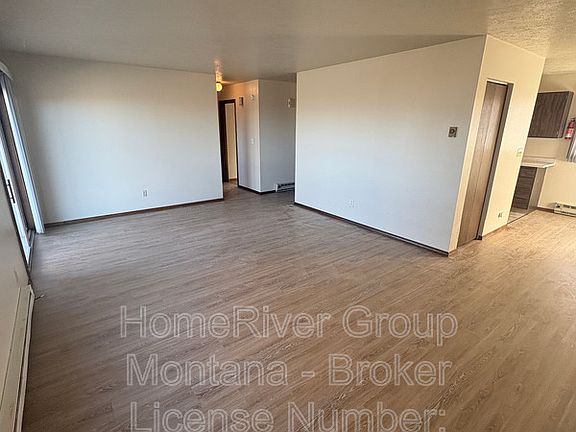 3rd image of 2212 Foothills Ct APT 1