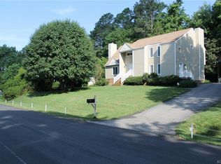 8508 Summit Acres Dr, Chesterfield, VA 23235